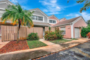 12363 NW 13th Ct, Pembroke Pines, FL 33026, Sold 03/31/25
