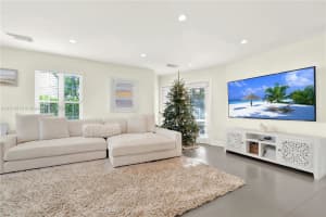 6350 SW 113th Ct, Miami, FL 33173, Sold 04/01/25