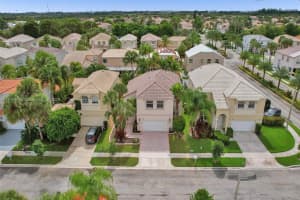 725 NW 156th Ave, Pembroke Pines, FL 33028, Sold 03/14/25