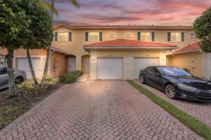 8207 Santa Monica Terrace, Tamarac, FL 33321, Sold 03/10/25