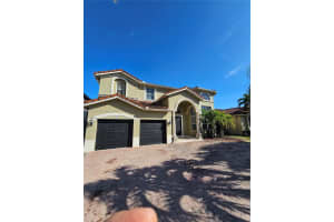 5721 SW 166th Ct, Miami, FL 33193, Sold 02/05/25