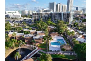 513 Leslie Dr, Hallandale Beach, FL 33009, Sold 05/23/25
