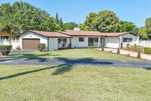 720 SW 44th Ave, Plantation, FL 33317, Sold 05/20/25