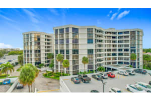 13951 Kendale Lakes Cir, Miami, FL 33183, Sold 03/31/25