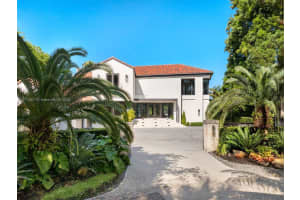 284 Las Brisas Ct, Coral Gables, FL 33143, Sold 08/28/25