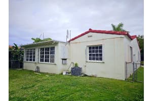 320 SW 26th Rd, Miami, FL 33129, Sold 03/01/25