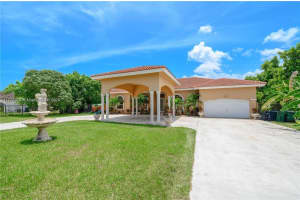 15492 SW 274th St, Homestead, FL 33032, Sold 04/30/25