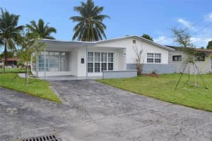 2621 NW 69th Ave, Sunrise, FL 33313, Sold 04/14/25