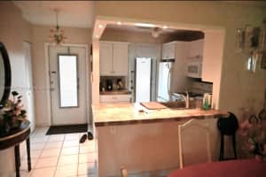 5001 NW 34th St, Lauderdale Lakes, FL 33319, Sold 04/14/25