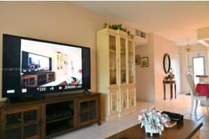 5001 NW 34th St, Lauderdale Lakes, FL 33319, Sold 04/14/25