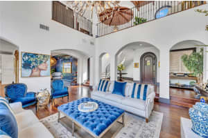 915 SE 10th St, Fort Lauderdale, FL 33316, Sold 01/09/25