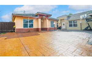 5202 NW 187th St, Miami Gardens, FL 33055, Sold 04/22/25