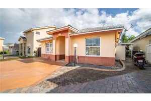 5202 NW 187th St, Miami Gardens, FL 33055, Sold 04/22/25