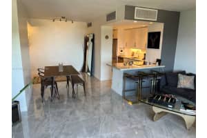 880 Ne 69th St 5q, Miami