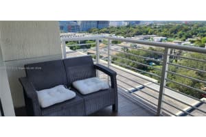3250 Ne 1st 1006, Miami