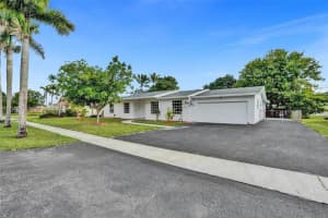 4330 NW 7th Ct, Plantation, FL 33317, Sold 02/07/25