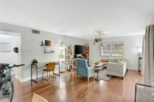 9302 SW 77th Ave APT B1, Miami, FL 33156, Sold 05/22/25