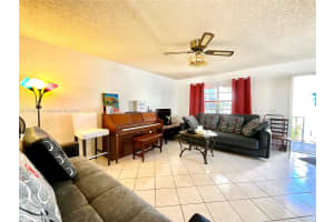 371 Burgundy H H Delray Beach, FL 33484 - Off Market