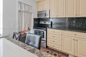4090 NW 42nd Ave APT 204, Lauderdale Lakes, FL 33319, - MLS#A11715278