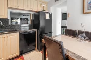 4090 NW 42nd Ave APT 204, Lauderdale Lakes, FL 33319, - MLS#A11715278
