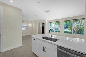 601 SW 10th St, Fort Lauderdale, FL 33315, Sold 02/28/25