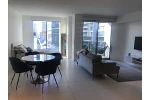 31 Se 6th St 1703, Miami