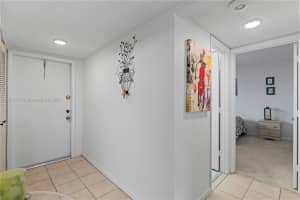 6870 Royal Palm Blvd APT 208M, Margate, FL 33063, - MLS#A11715476