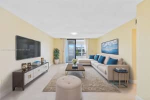 2860 Somerset Dr APT 206K, Lauderdale Lakes, FL 33311, - MLS#A11715484
