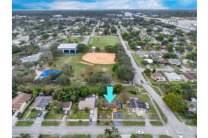 881 NW 34th Terrace, Fort Lauderdale, FL 33311, Sold 03/19/25
