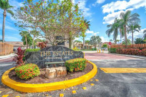 9411 SW 6th Ct, Pembroke Pines, FL 33025, Sold 02/28/25