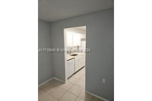 1153 Lake Victoria Dr J West Palm Beach, FL 33411 - MLS#A11715640