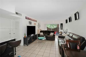 850 SW 129th Pl APT 105, Miami, FL 33184, Sold 05/06/25