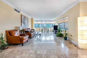 1985 S Ocean Dr 6p Hallandale Beach, FL 33009 - MLS#A11715741