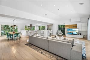4365 N Bay Rd, Miami Beach, FL 33140, Sold 04/30/25
