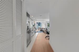 31 SE 6th St, Miami, FL 33131, Sold 03/21/25