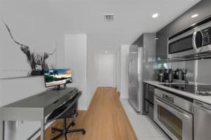 31 SE 6th St, Miami, FL 33131, Sold 03/21/25