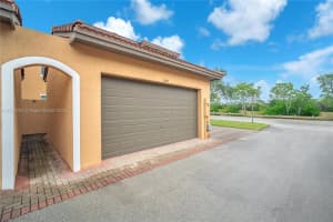14614 SW 12th St, Pembroke Pines, FL 33027, Sold 03/13/25