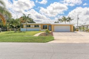 436 Gull Ct, North Palm Beach