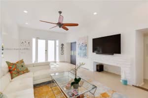 211 190th St, Sunny Isles Beach, FL 33160, Sold 07/23/25