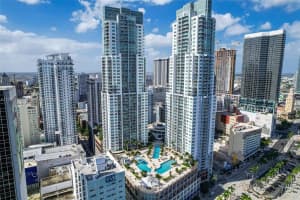 253 Ne 2nd St 413, Miami