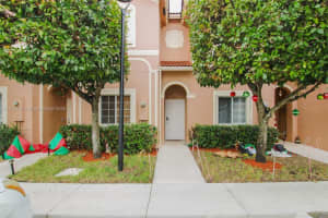 7854 Catalina Cir, Tamarac