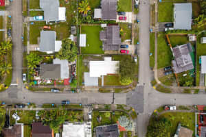 3821 SW 43rd Ave, West Park, FL 33023, Sold 02/21/25