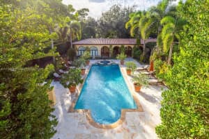 9940 W Suburban Dr, Pinecrest, FL 33156 - MLS#A11716016