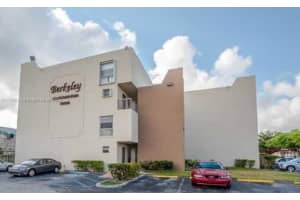 10900 SW 104th St APT 210, Miami, FL 33176, - MLS#A11716075