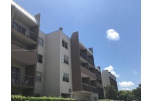 10900 SW 104th St APT 210, Miami, FL 33176, - MLS#A11716075