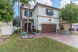 8879 W 33rd Ave, Hialeah, FL 33018, Sold 04/15/25