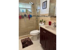 800 N 65th Ave, Hollywood, FL 33024, - MLS#A11716108