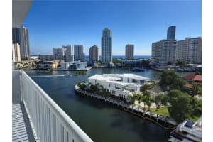137 Golden Isles Dr 907 Hallandale Beach, FL 33009 - MLS#A11716113