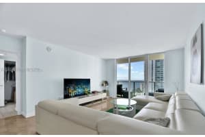 1155 Brickell Bay Dr 1903 Miami, FL 33131 - MLS#A11716171