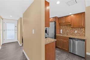 2901 NW 48th Ave APT 355, Lauderdale Lakes, FL 33313, - MLS#A11716202